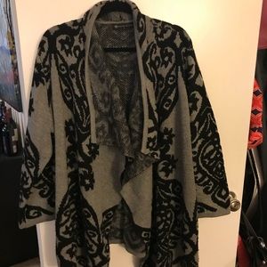 Fashion 2 Figure wrap sweater - size 3